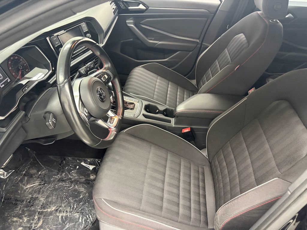 Used 2019 Volkswagen Jetta GLI image 16