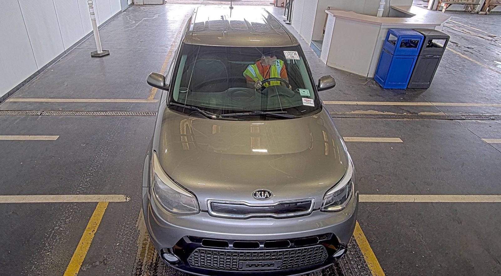 Used 2016 Kia Soul + FWD image 4