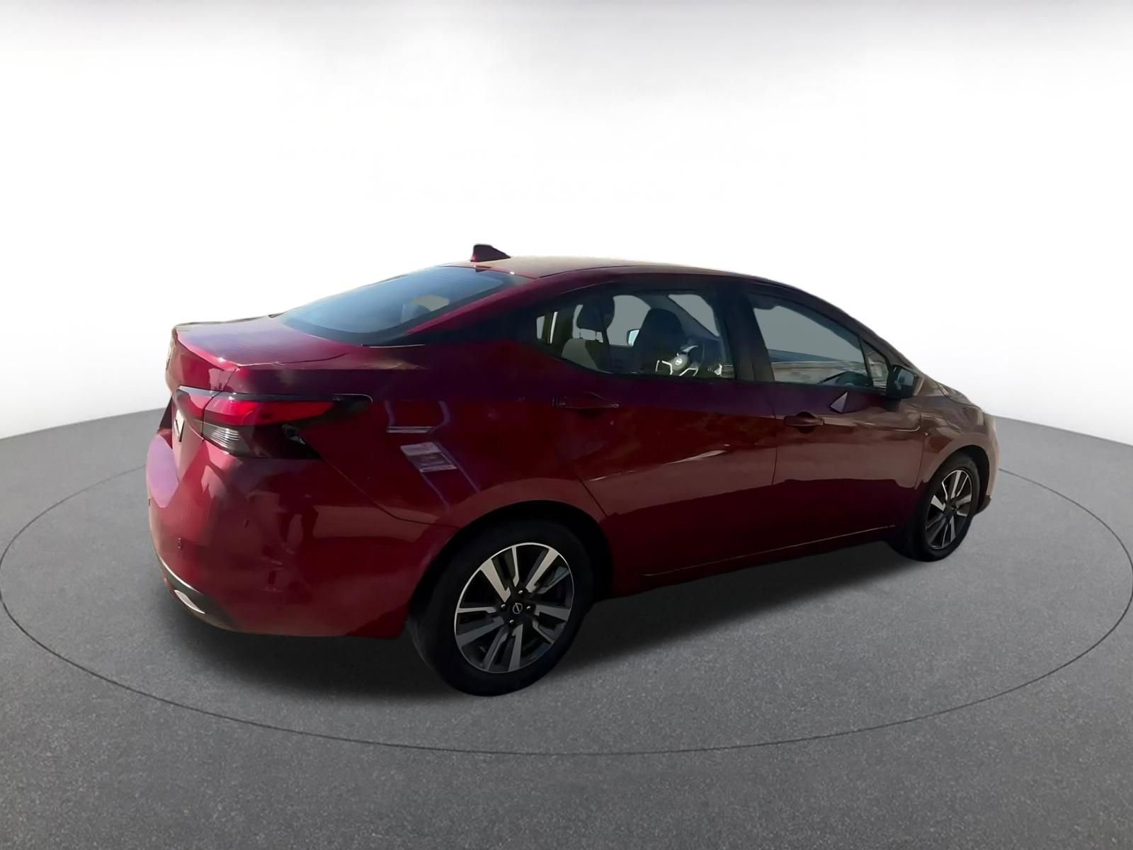 Used 2025 Nissan Versa SV image 15