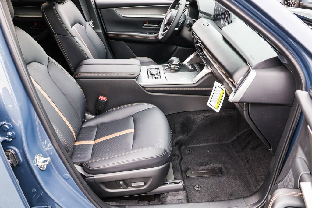 Used 2025 MAZDA CX-70 Plug-In Hybrid w/ Premium Plus image 37