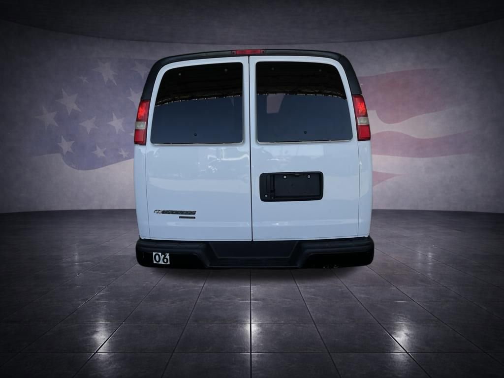 Used 2013 Chevrolet Express 2500 LS image 4