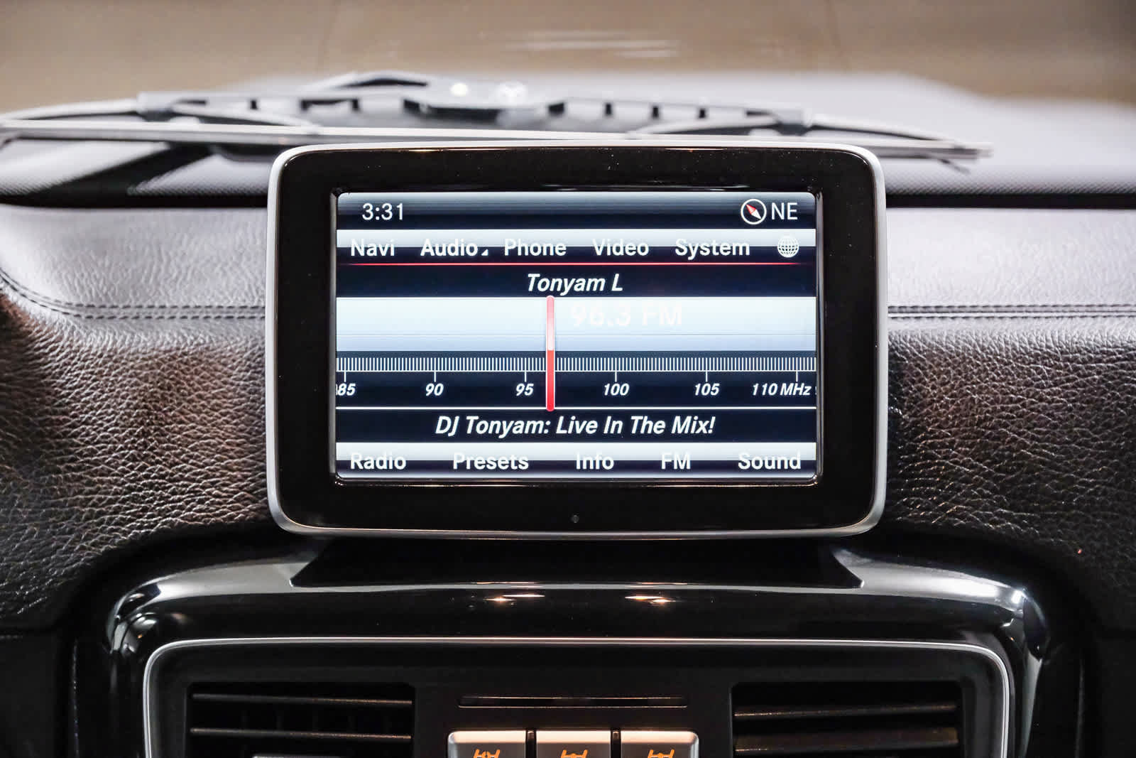 Used 2015 Mercedes-Benz G 550 image 18
