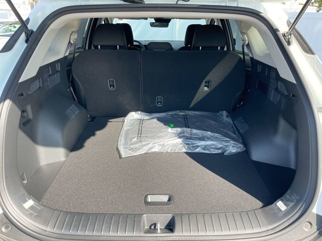 New 2026 Kia Sportage S image 48