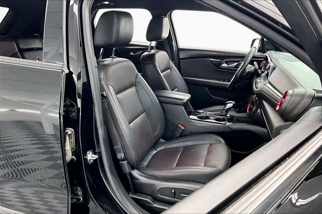 Used 2022 Chevrolet Blazer RS w/ Enhanced Convenience Package image 7