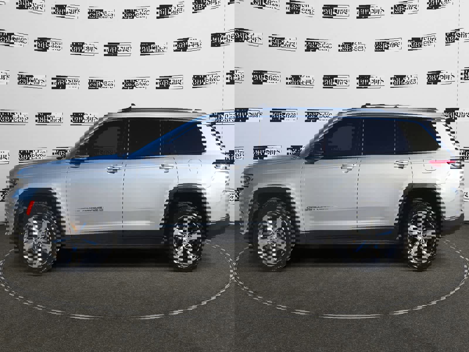 Used 2021 Jeep Grand Cherokee L Limited image 3
