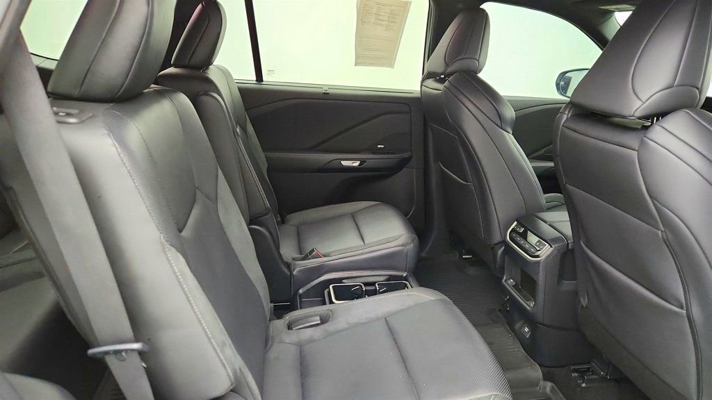 Used 2024 Lexus TX 500h AWD w/ Technology Package image 26