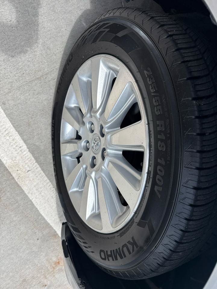 Used 2016 Toyota Sienna Limited Premium FWD image 16