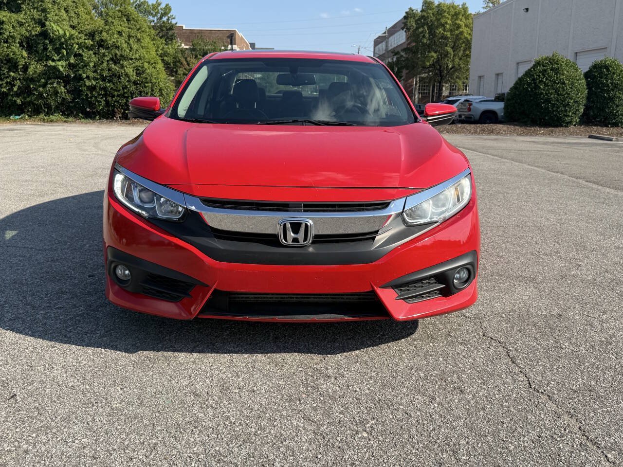 Used 2018 Honda Civic EX-L image 2