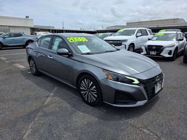 Used 2023 Nissan Altima 2.5 SV FWD image 1