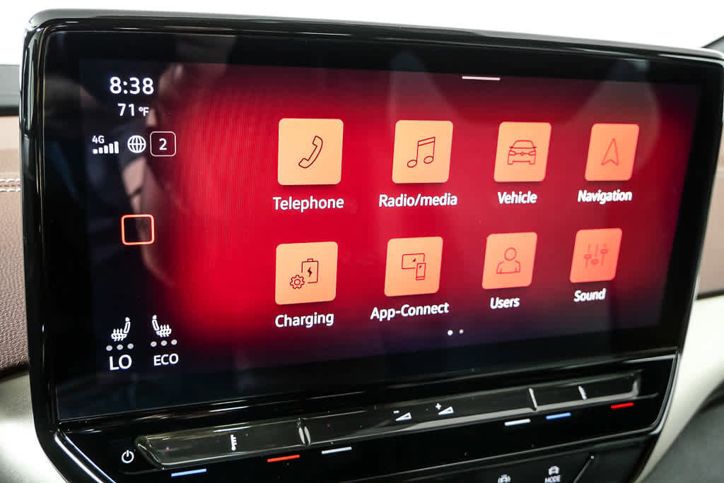 Used 2024 Volkswagen ID.4 2WD image 16