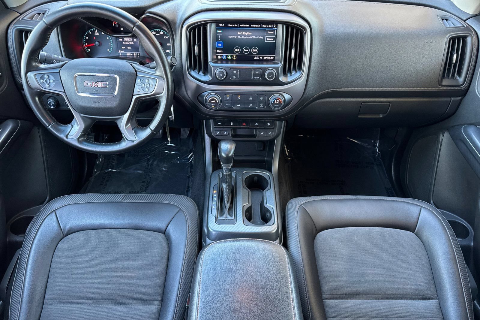 Certified 2022 GMC Canyon AT4 w/ Trailering Package AWD/4WD image 7