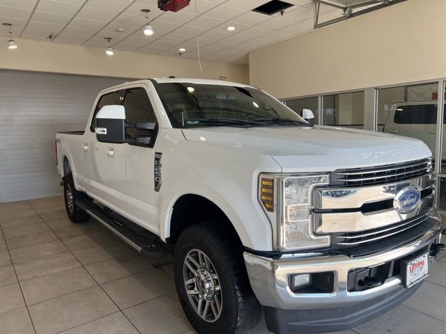 Used 2018 Ford F250 Lariat w/ Lariat Value Package image 3