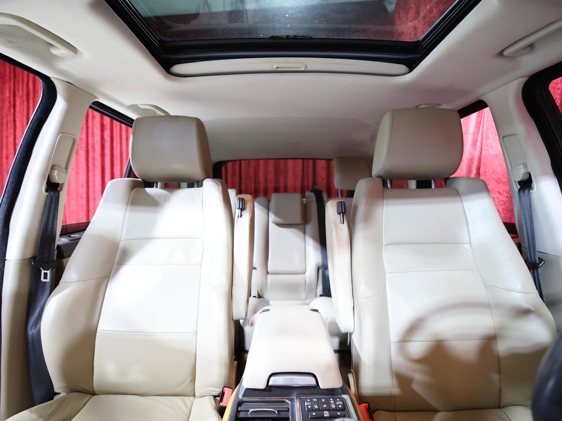 Used 2013 Land Rover Range Rover Sport HSE image 24