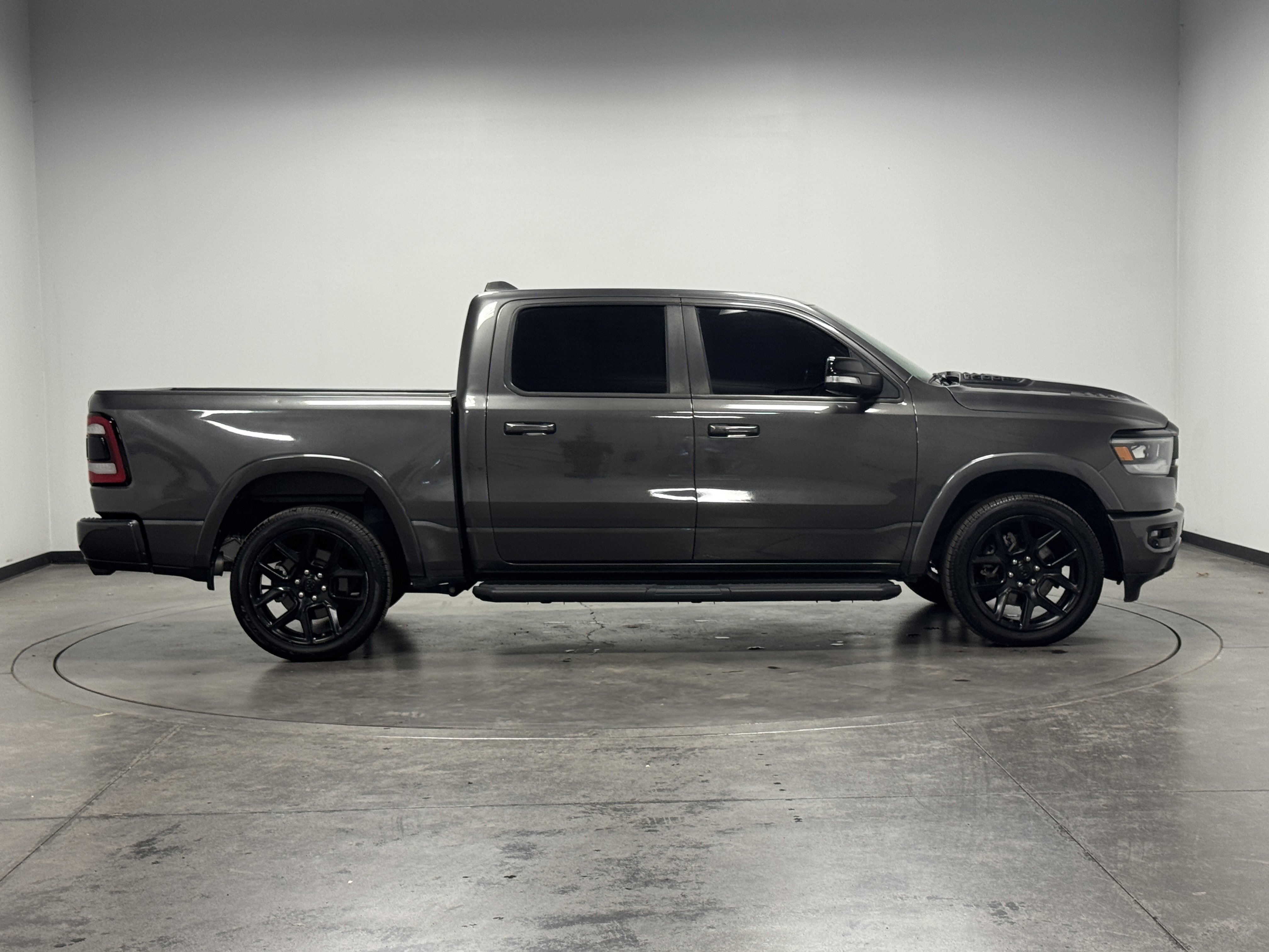 Used 2022 RAM 1500 Laramie image 9