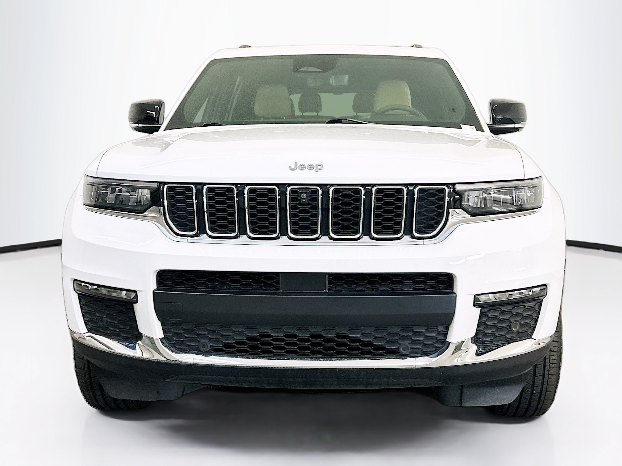 Used 2023 Jeep Grand Cherokee L Limited w/ Luxury Tech Group II AWD/4WD image 2