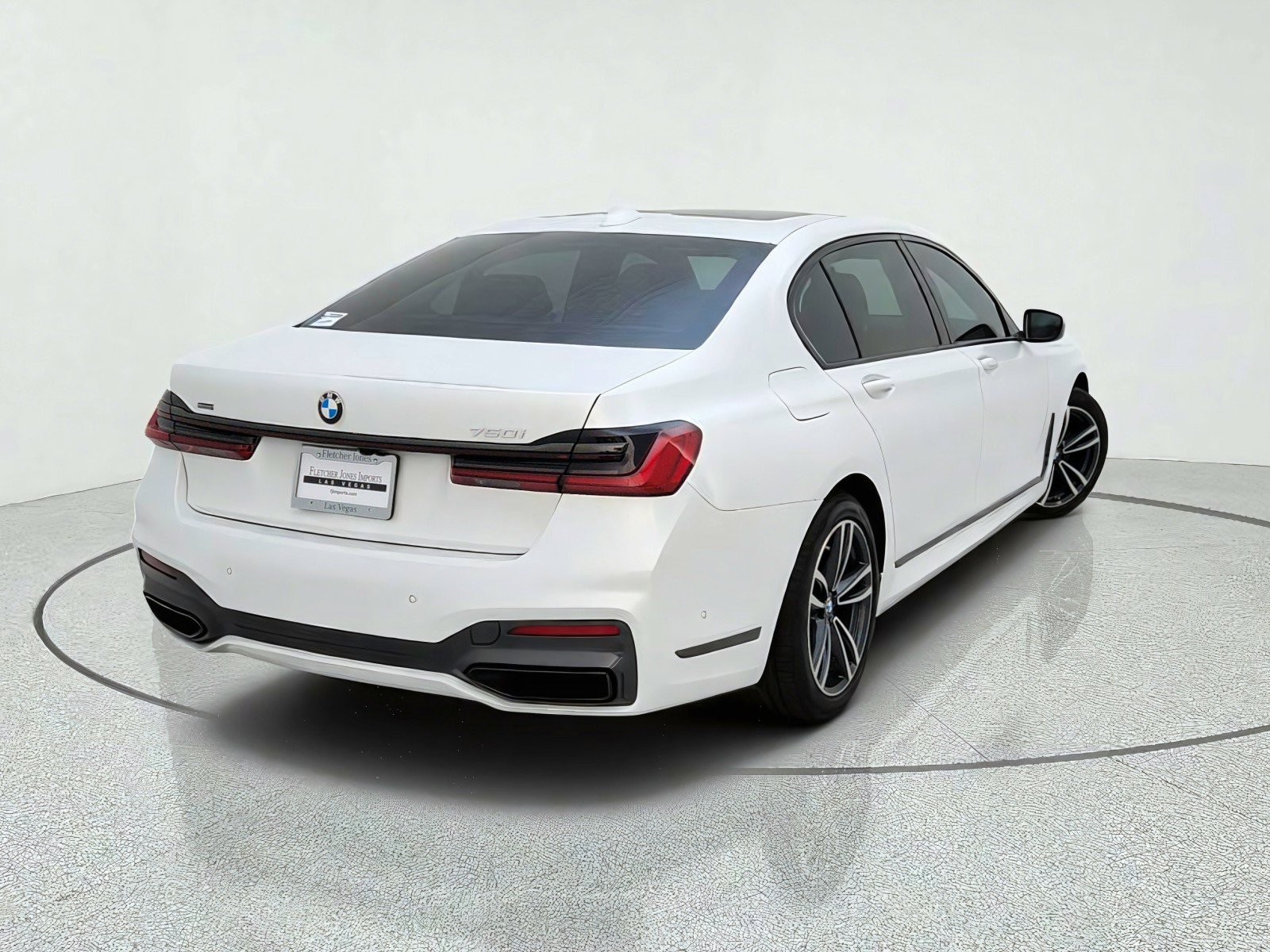 Used 2022 BMW 750i xDrive AWD/4WD image 9