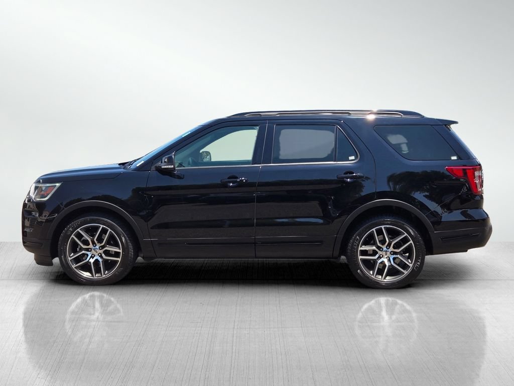 Used 2018 Ford Explorer Sport w/ Equipment Group 401A AWD/4WD image 8