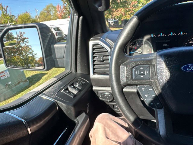 Used 2018 Ford F150 XLT w/ Equipment Group 302A Luxury AWD/4WD image 43