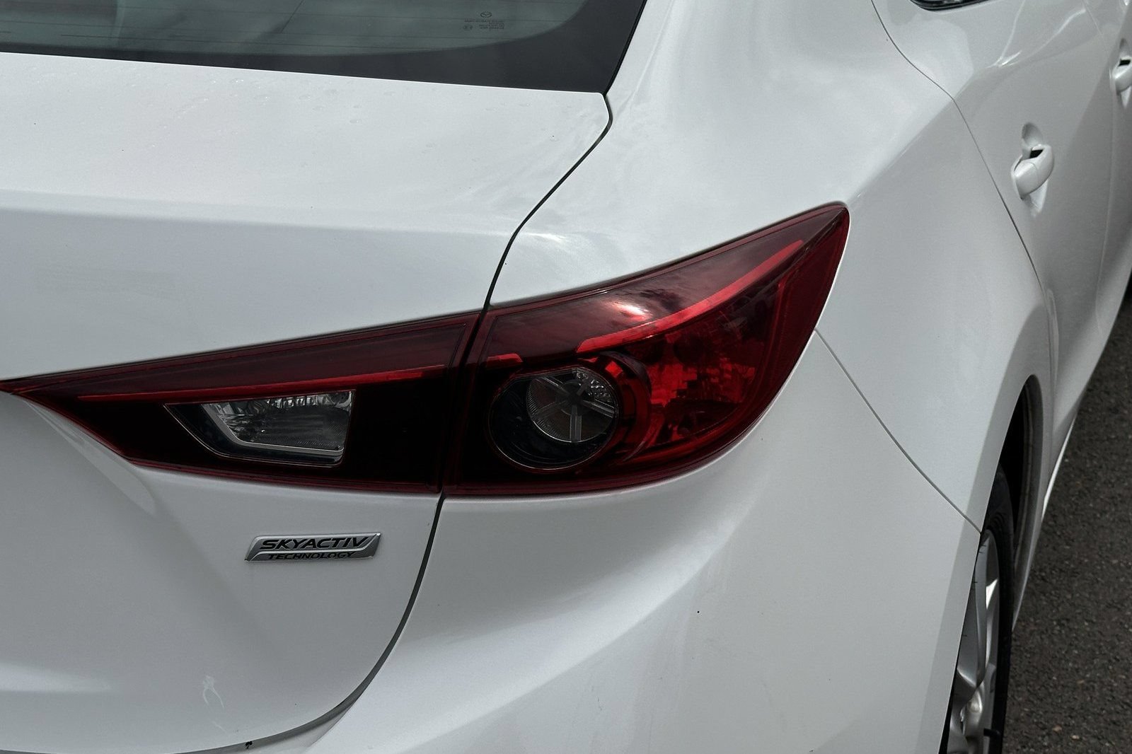 Used 2018 MAZDA MAZDA3 Sport w/ Preferred Equipment Package FWD image 24