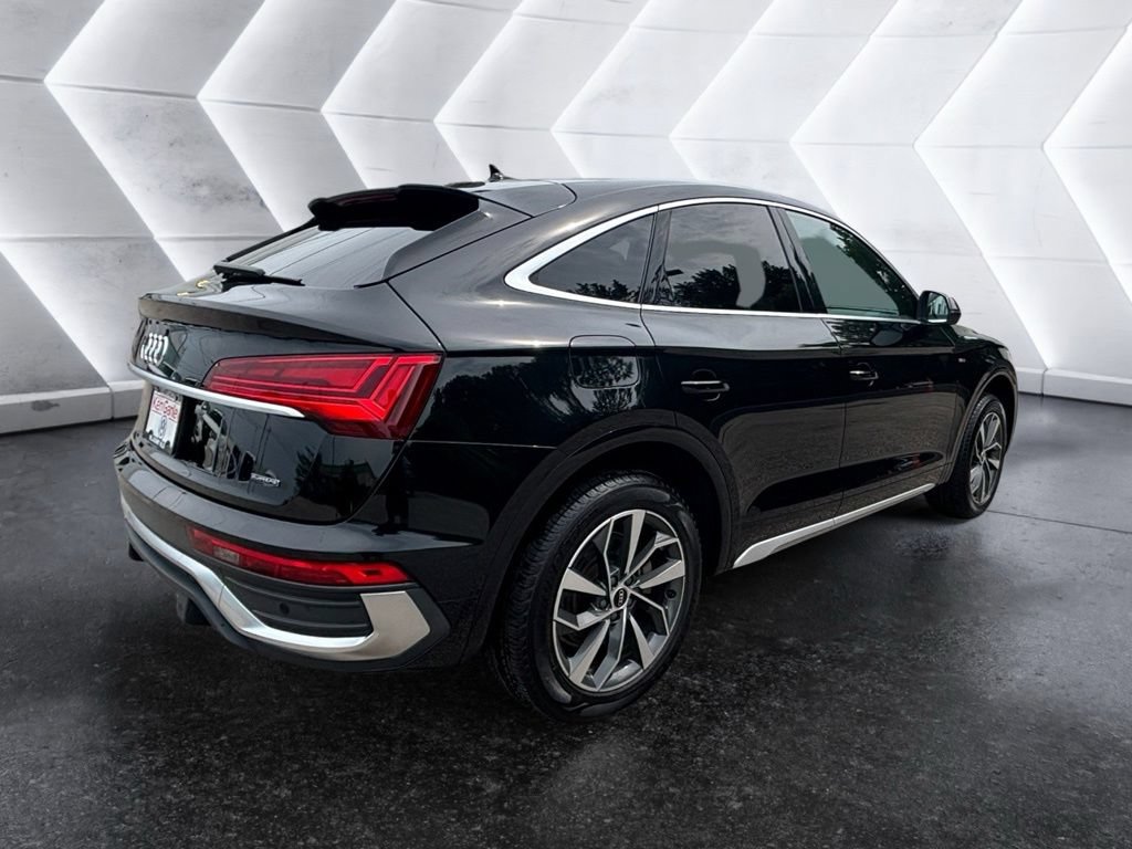 Used 2023 Audi Q5 2.0T Premium w/ Convenience Package AWD/4WD image 4