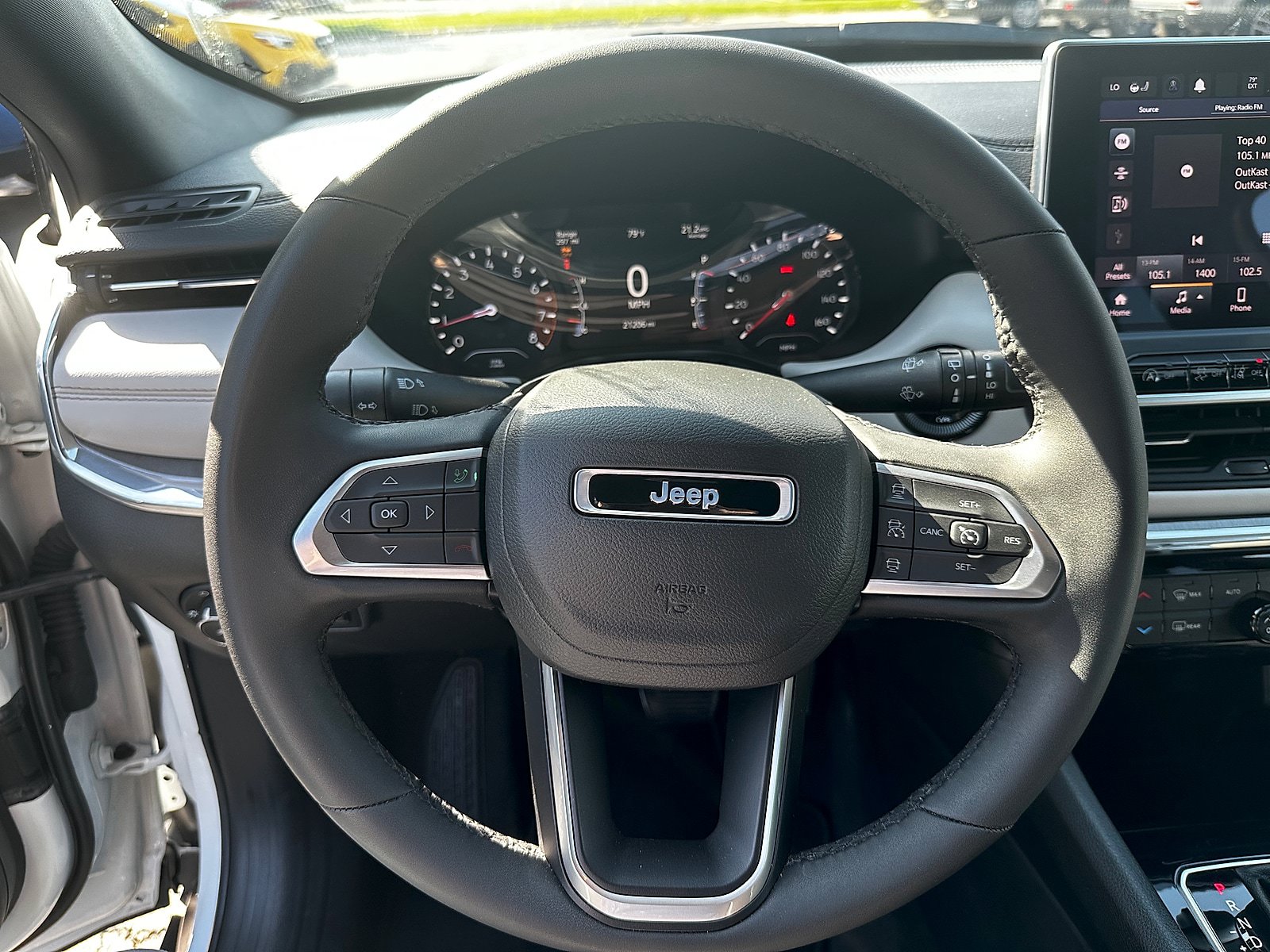 Used 2023 Jeep Compass Limited AWD/4WD image 17