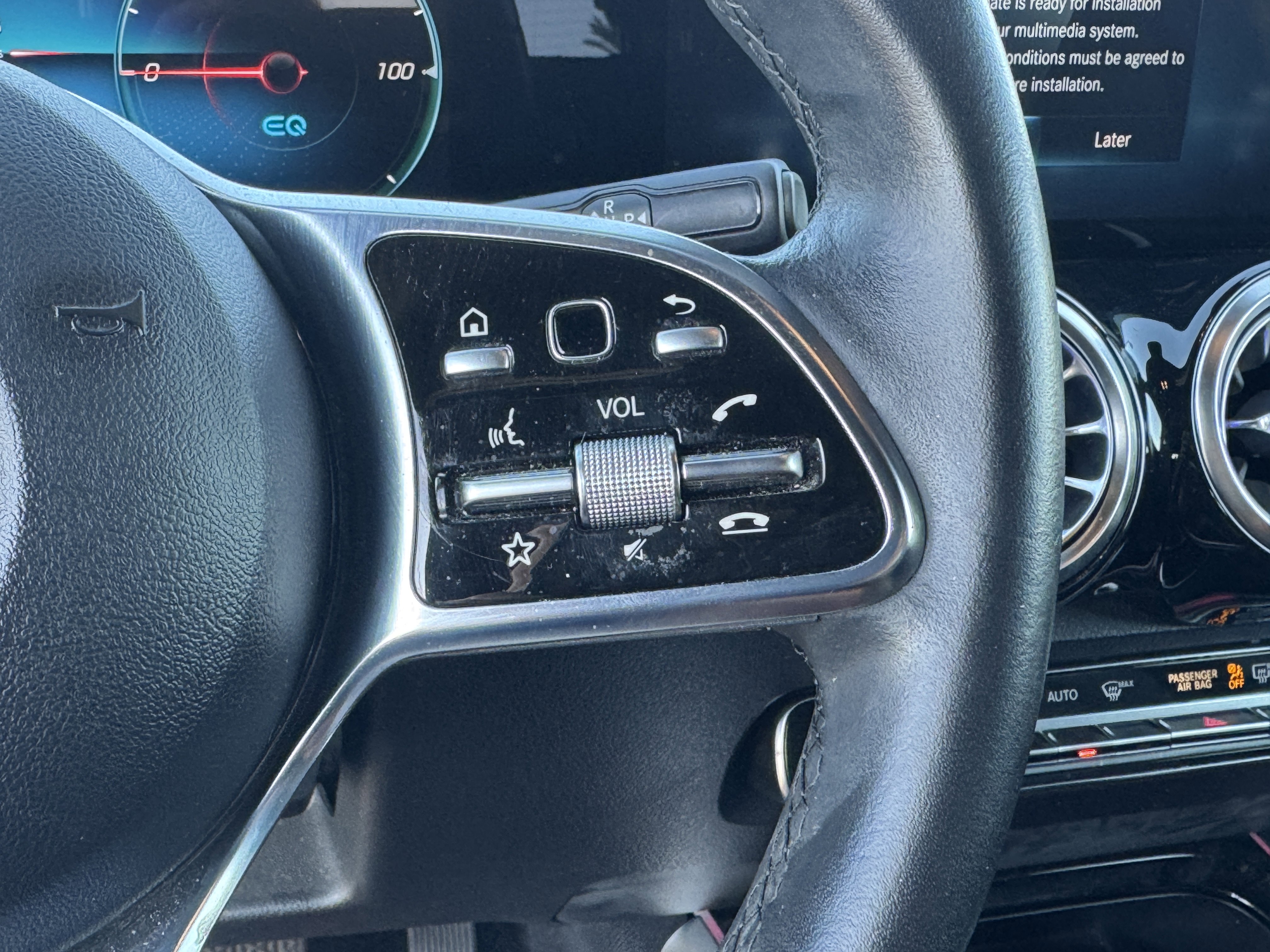 Certified 2023 Mercedes-Benz EQB 300 4MATIC image 25