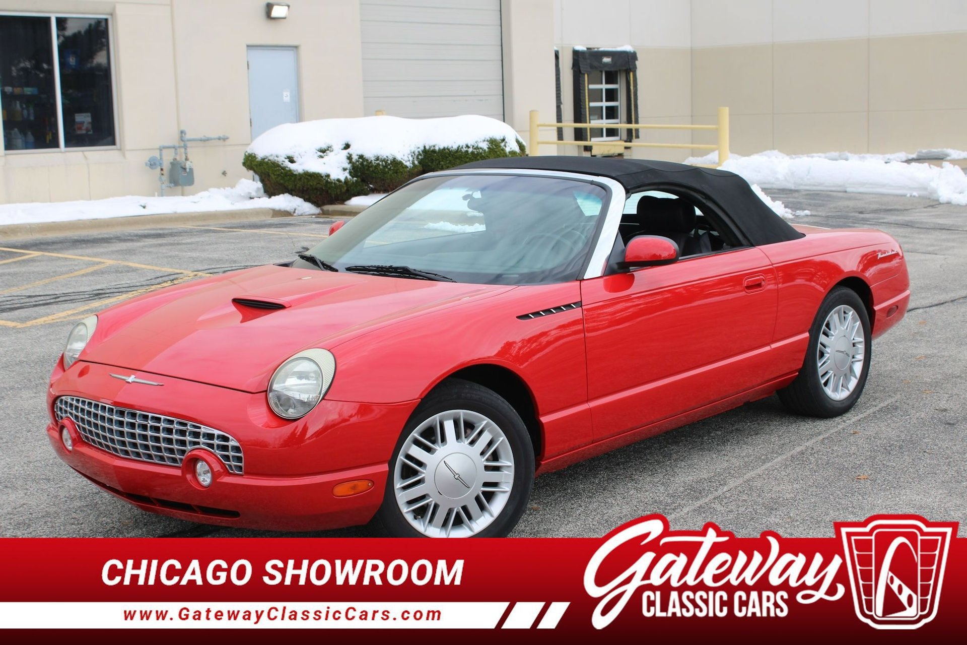 Used 2002 Ford Thunderbird RWD image 2