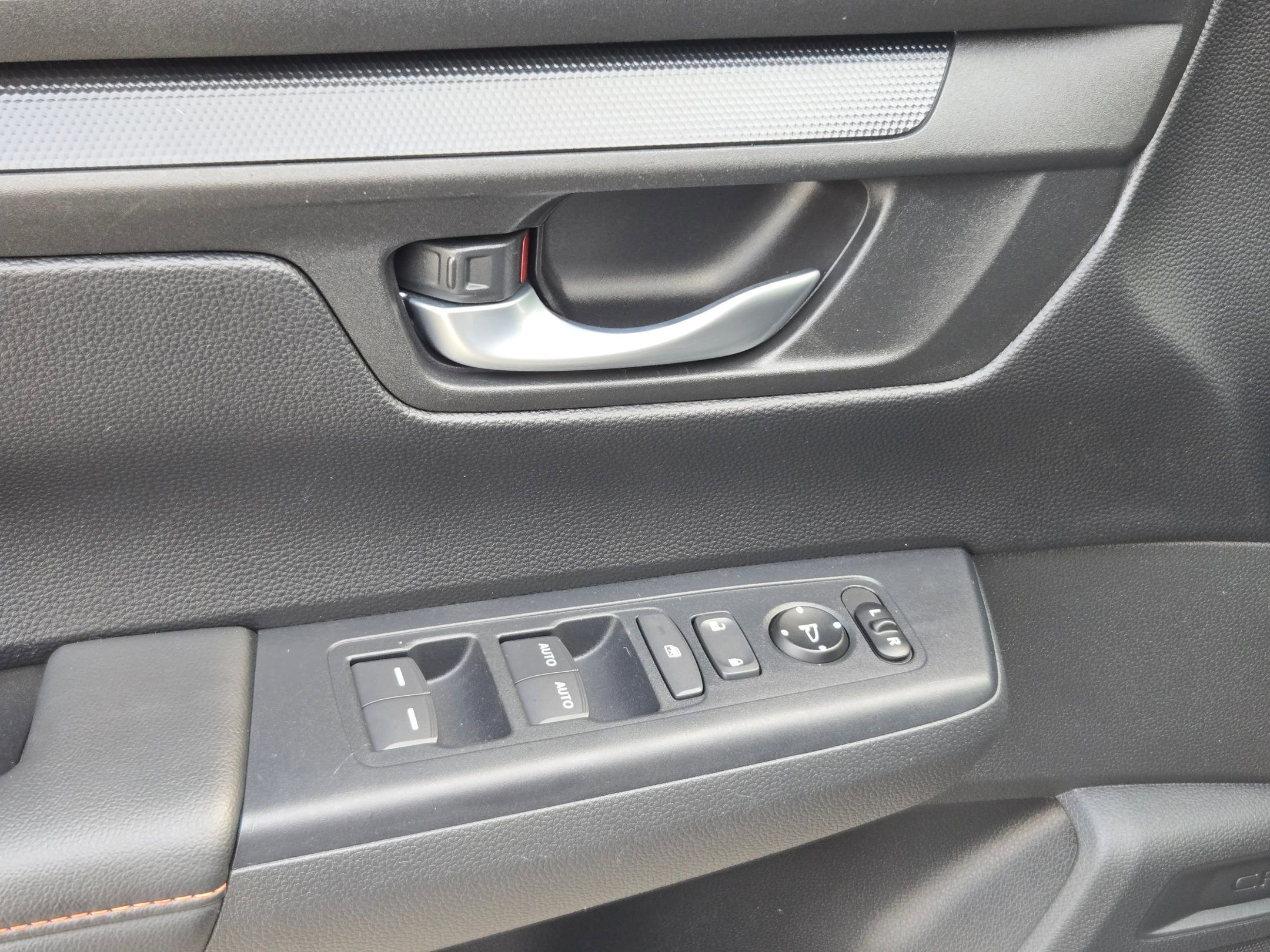 Used 2023 Honda CR-V Sport image 13