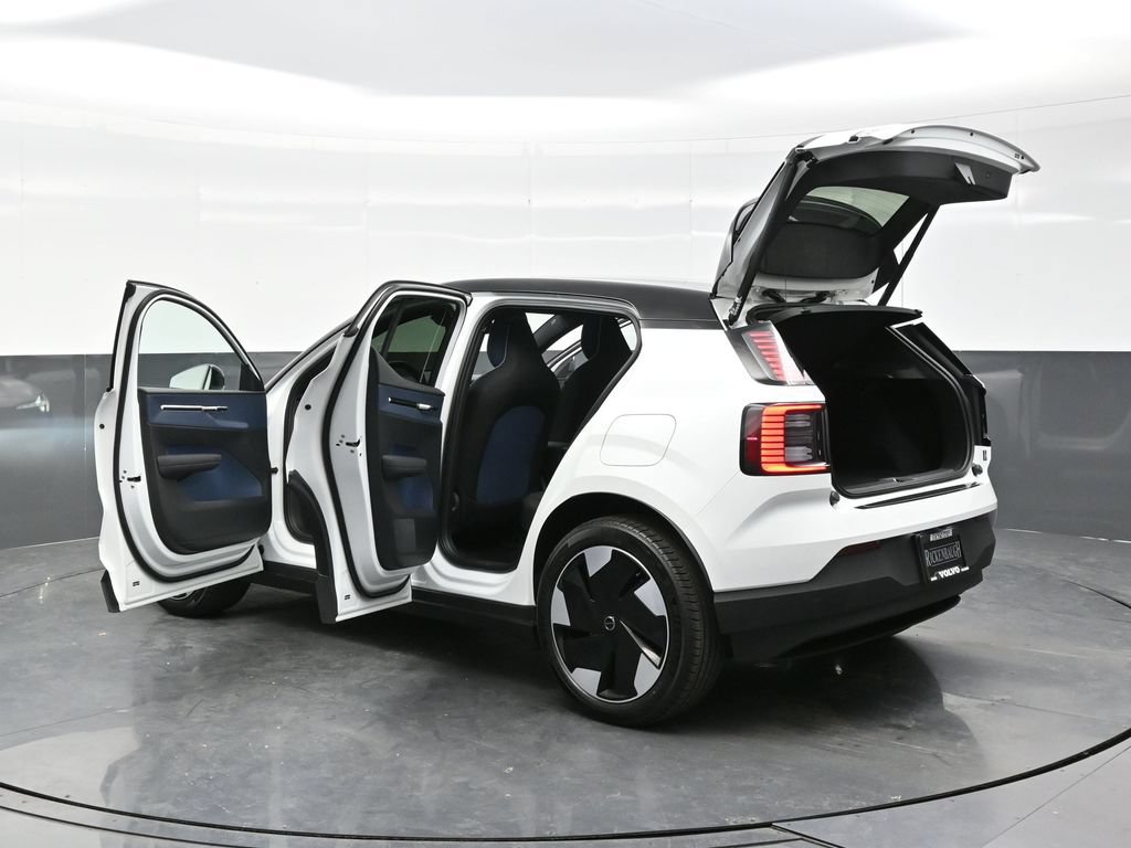 New 2026 Volvo EX30 Plus w/ Protection Package Premier AWD/4WD image 43