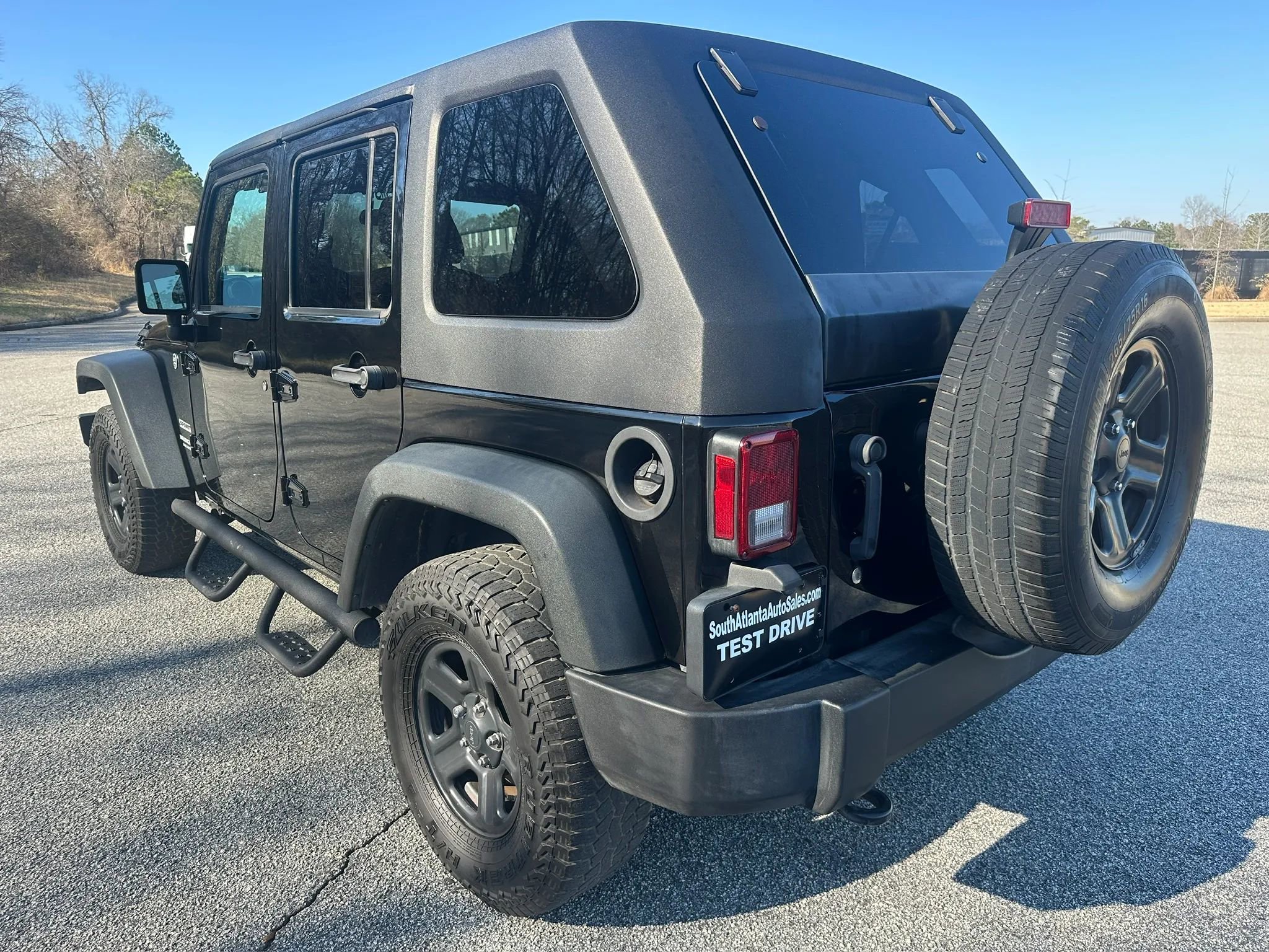 Used 2016 Jeep Wrangler Unlimited Sport w/ Connectivity Group image 3