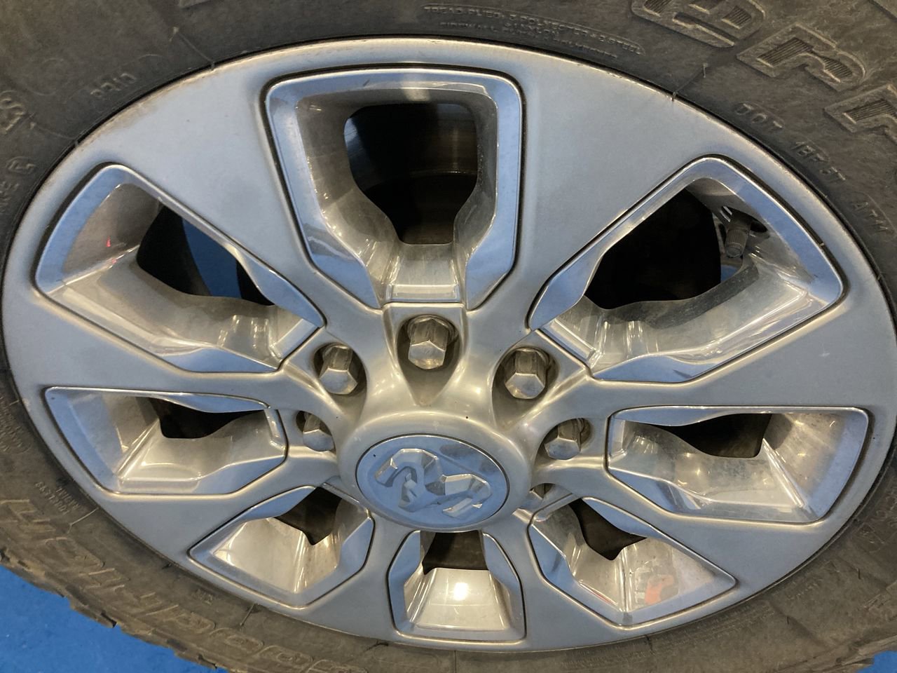 Used 2019 RAM 2500 Limited AWD/4WD image 11