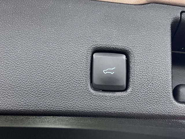 Used 2021 Ford Escape SE w/ Convenience Package image 25