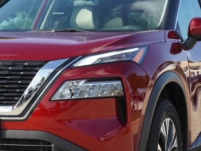 Used 2023 Nissan Rogue SV w/ SV Premium B Package FWD image 4