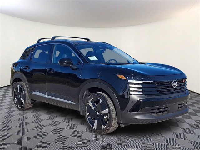 New 2026 Nissan Kicks SR w/ Cold Weather Package