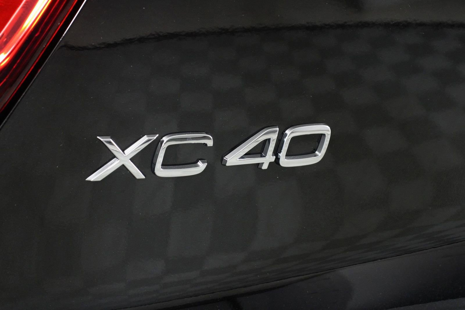 New 2026 Volvo XC40 B4 Core image 16