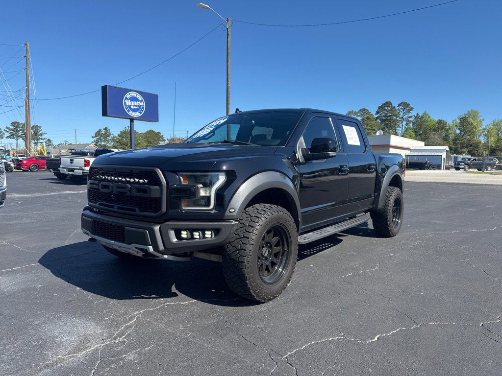 Used 2019 Ford F150 Raptor w/ Equipment Group 802A Luxury AWD/4WD image 1