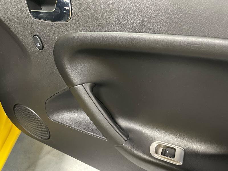 Used 2009 Pontiac Solstice GXP w/ Premium Package image 36