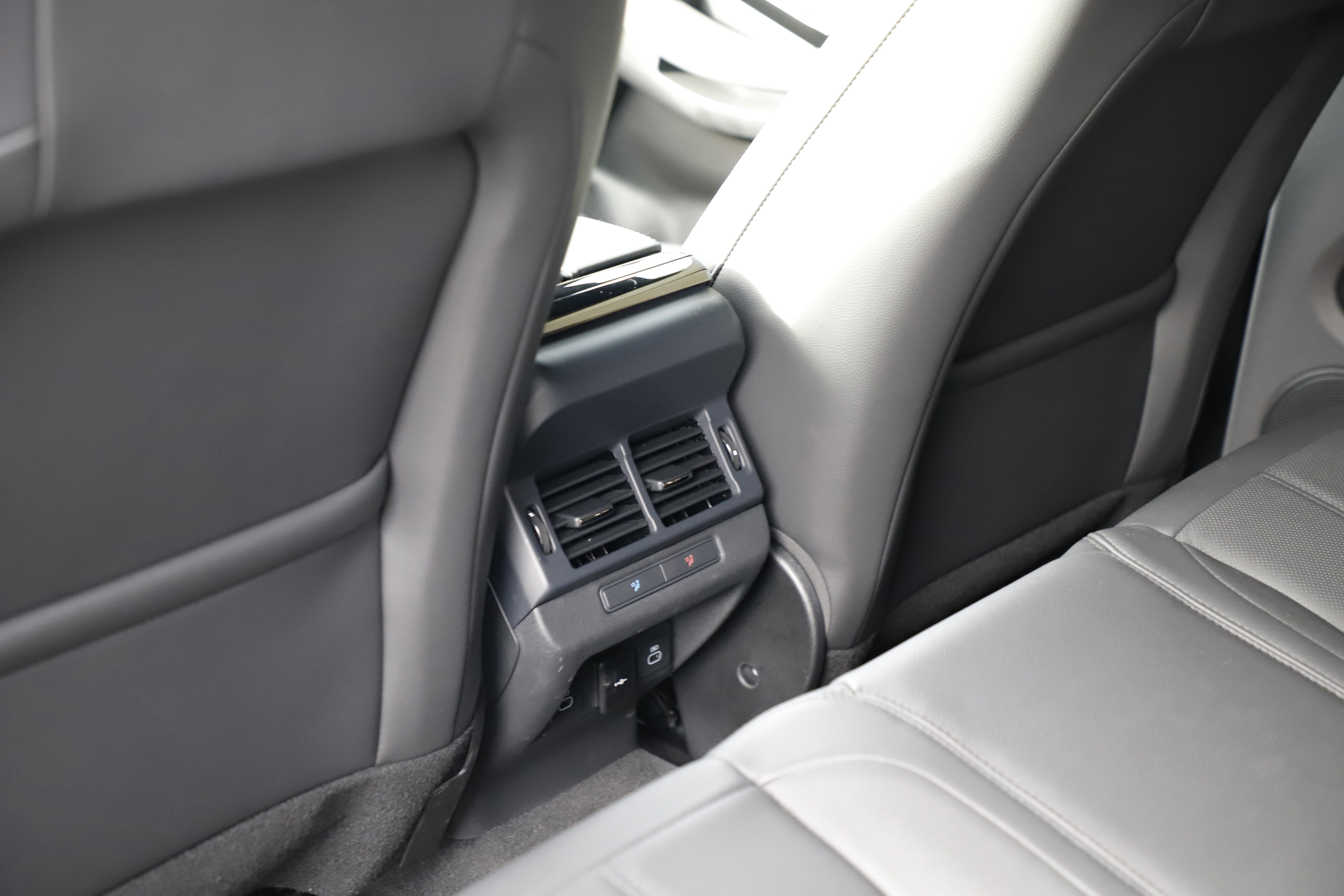 Certified 2026 Land Rover Range Rover Evoque S image 13