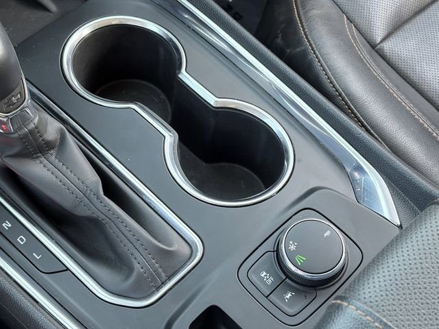 Used 2021 Chevrolet Traverse Premier w/ Redline Edition image 17