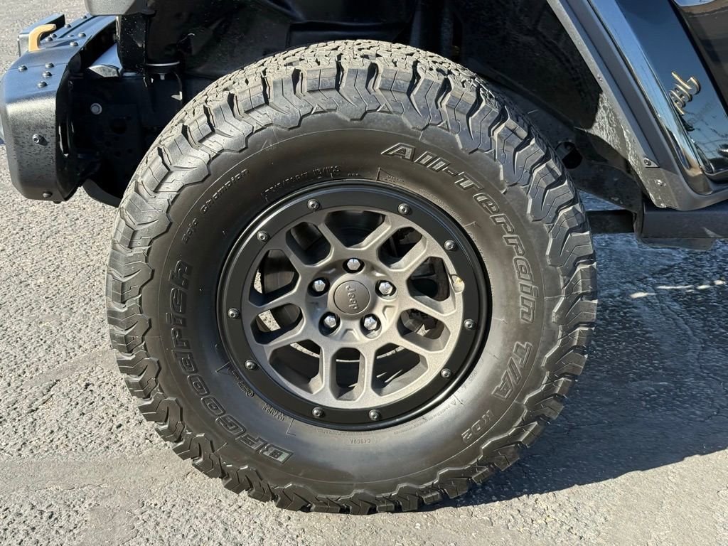 Used 2023 Jeep Wrangler Unlimited Rubicon 392 w/ Xtreme Recon 35" Tire Package image 10