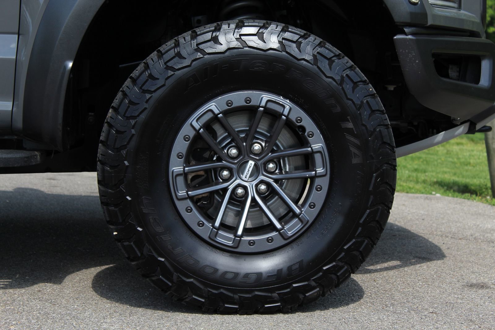 Used 2020 Ford F150 Raptor w/ Equipment Group 802A Luxury AWD/4WD image 24