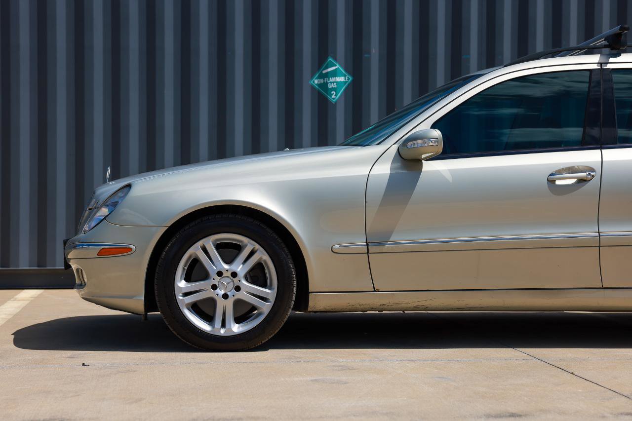 Used 2004 Mercedes-Benz E 500 4MATIC Wagon image 28
