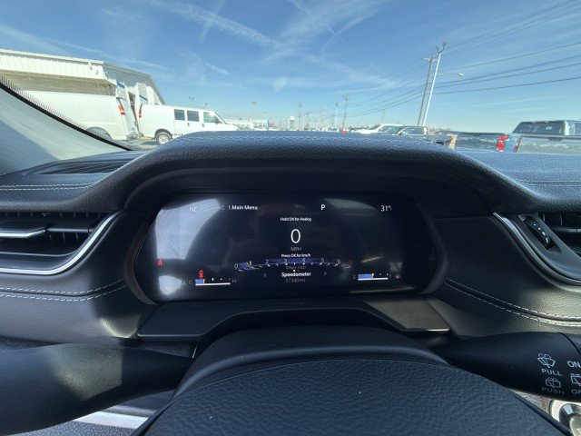 Used 2022 Jeep Grand Cherokee L Limited w/ Black Appearance Package image 10