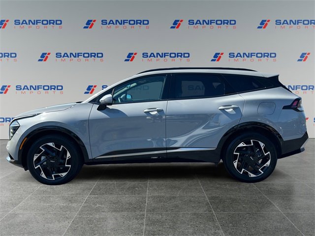 Used 2024 Kia Sportage SX image 2