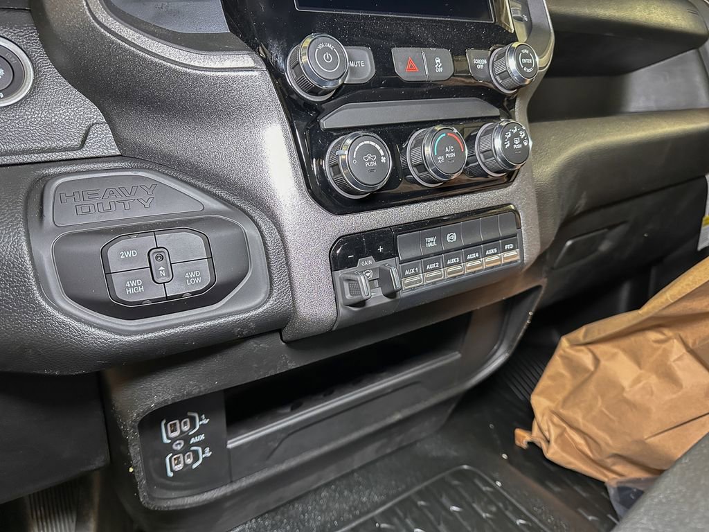 New 2026 RAM 5500 Tradesman w/ Chrome Appearance Group AWD/4WD image 28