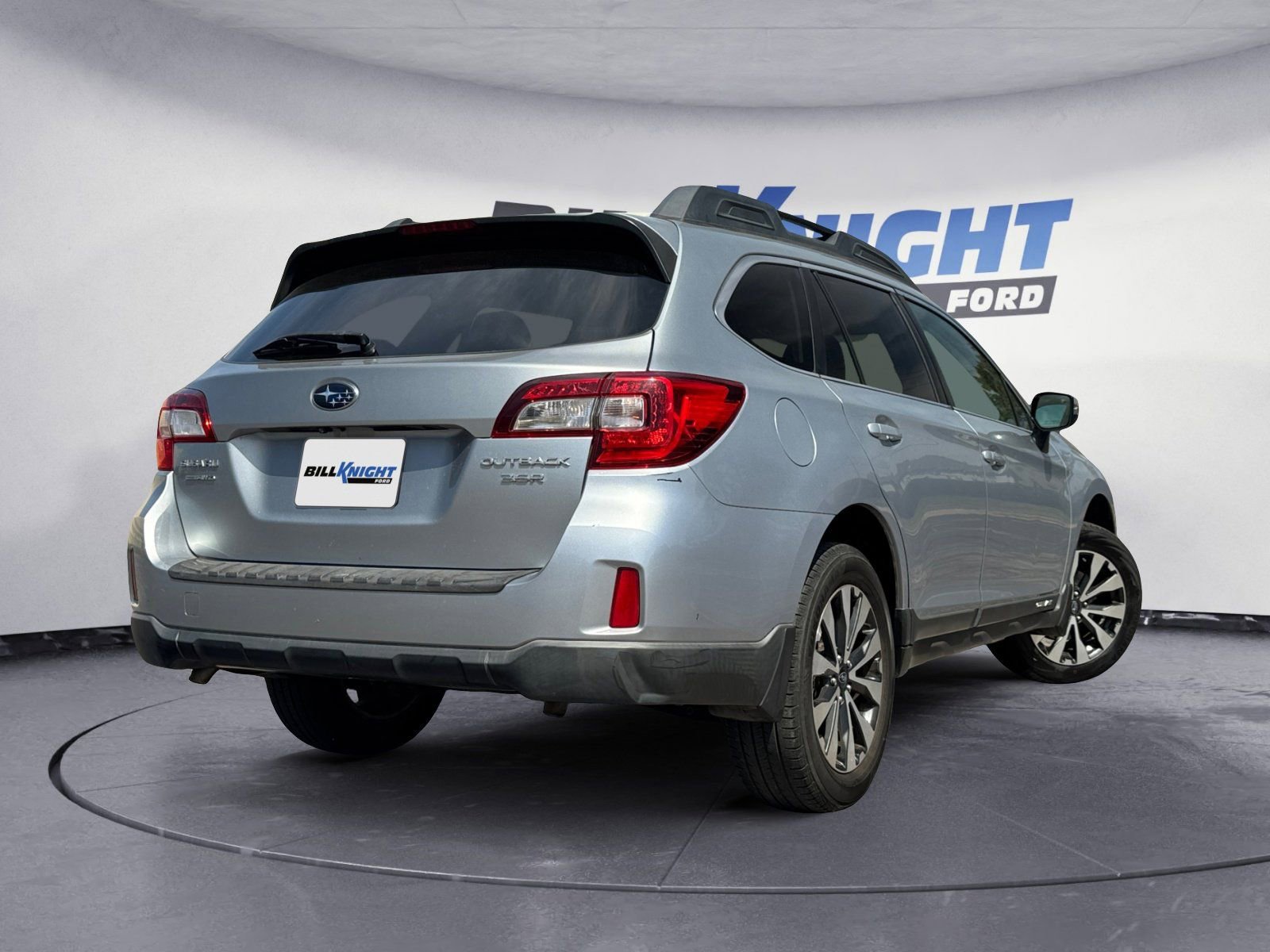 Used 2015 Subaru Outback 3.6R Limited image 5