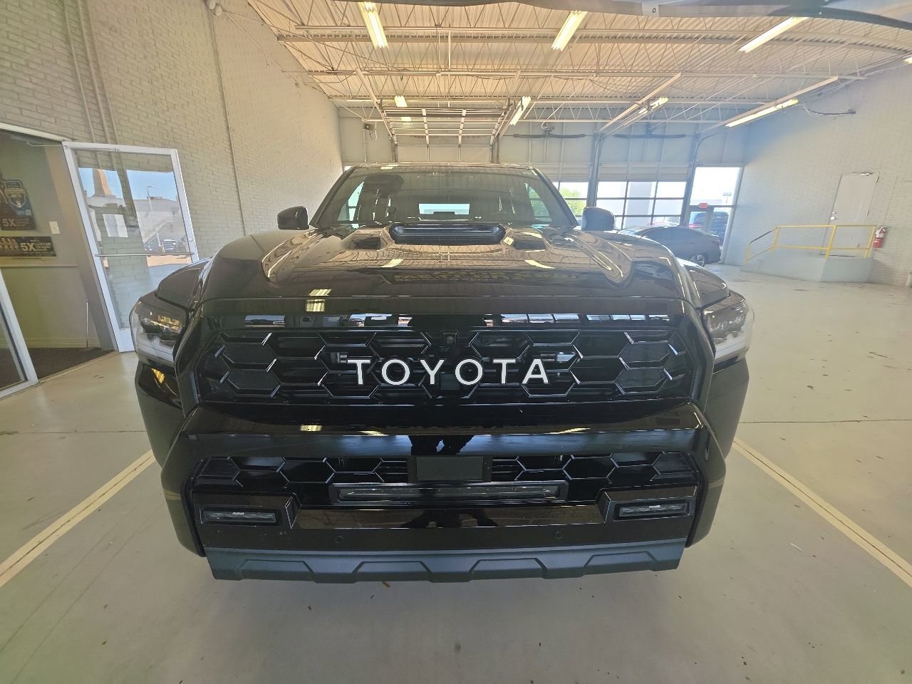 Used 2025 Toyota 4Runner TRD Pro AWD/4WD image 2