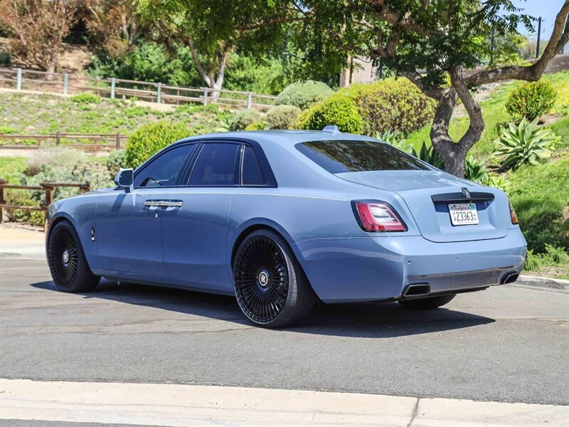 Used 2024 Rolls-Royce Ghost Black Badge AWD/4WD image 3
