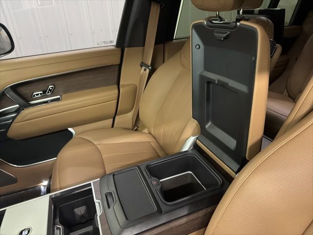 Used 2025 Land Rover Range Rover Long Wheelbase Autobiography AWD/4WD image 37
