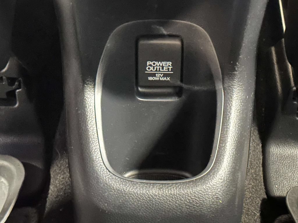 Used 2020 Honda HR-V Sport image 14